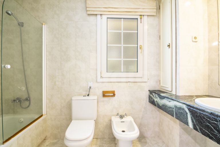 Villa for sale in Las Brisas