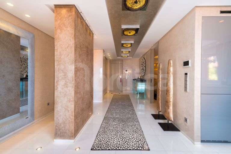 Apartment for sale in Kempinski