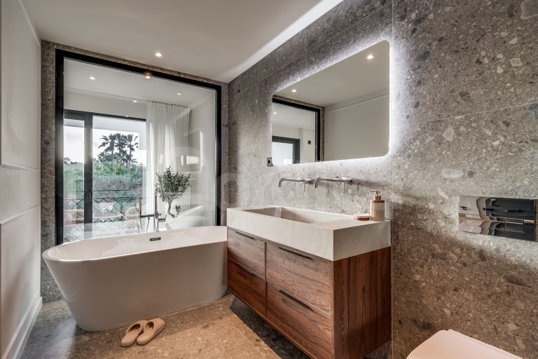 Town House for sale in Los Potros