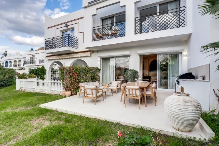 Town House for sale in Los Potros