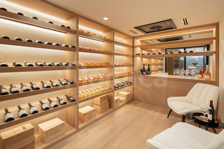 Villa for sale in Sierra Blanca