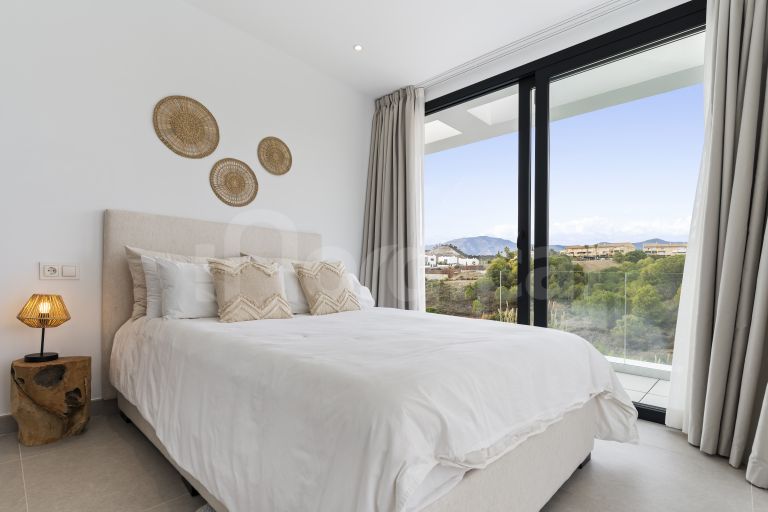 Villa for sale in La Resina Golf