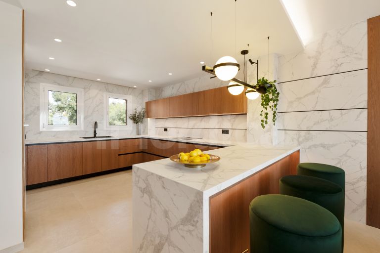 Duplex Penthouse for sale in Les Belvederes