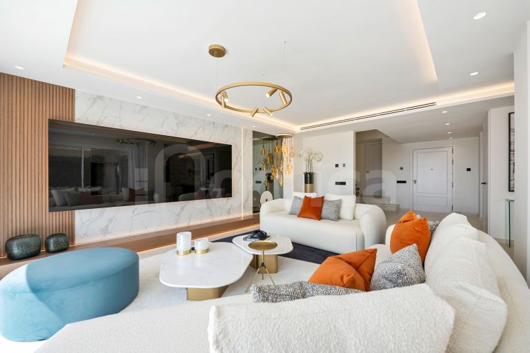 Duplex Penthouse for sale in Les Belvederes