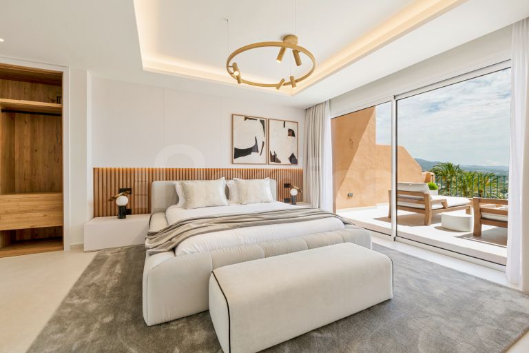 Duplex Penthouse for sale in Les Belvederes