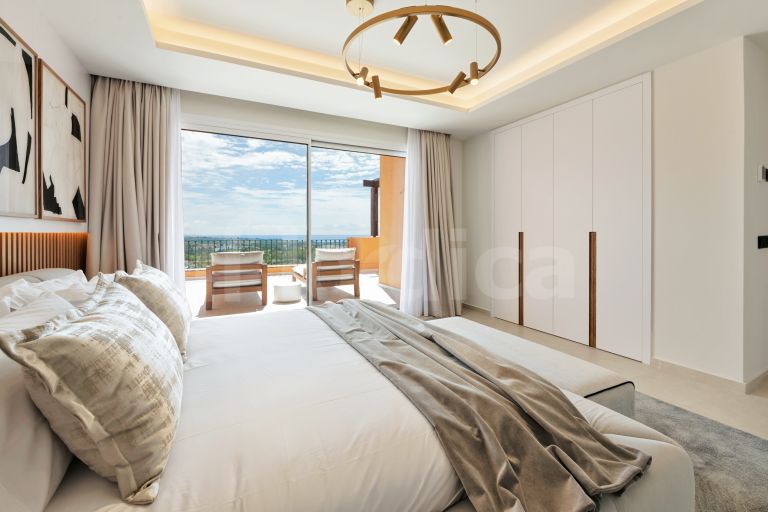 Duplex Penthouse for sale in Les Belvederes