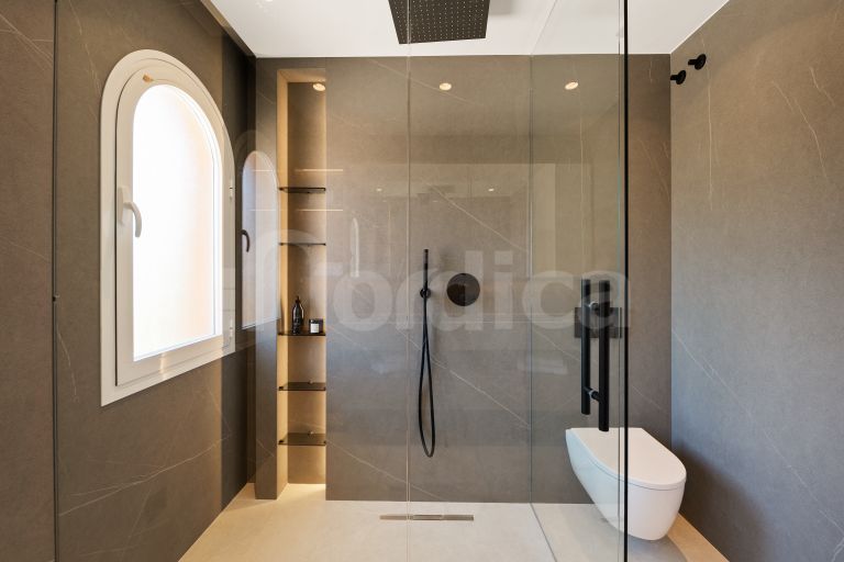 Duplex Penthouse for sale in Les Belvederes