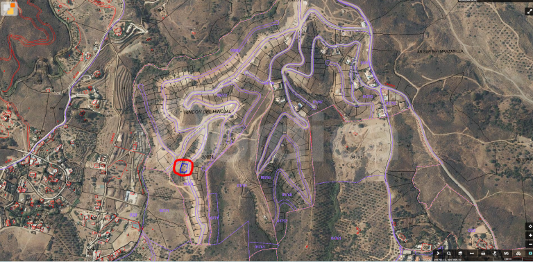 Plot for sale in Loma del Flamenco