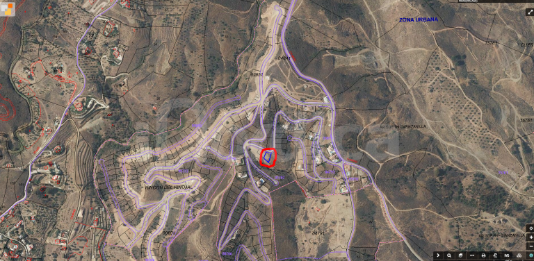 Plot for sale in Loma del Flamenco