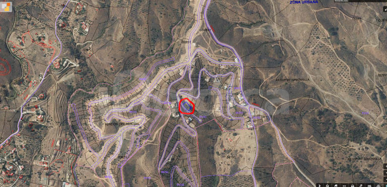 Plot for sale in Loma del Flamenco