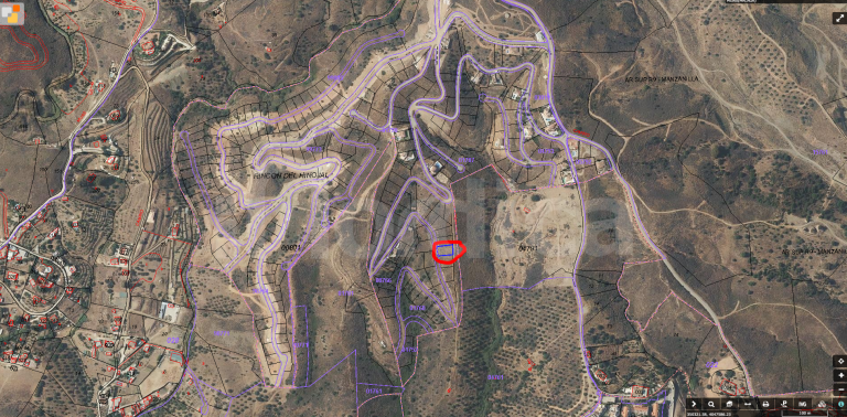 Plot for sale in Loma del Flamenco