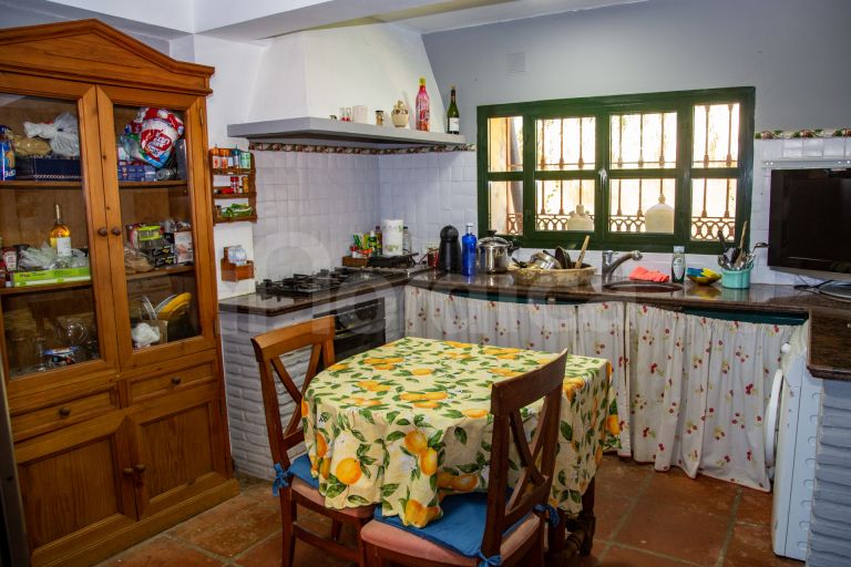 Villa till salu i Nueva Andalucia