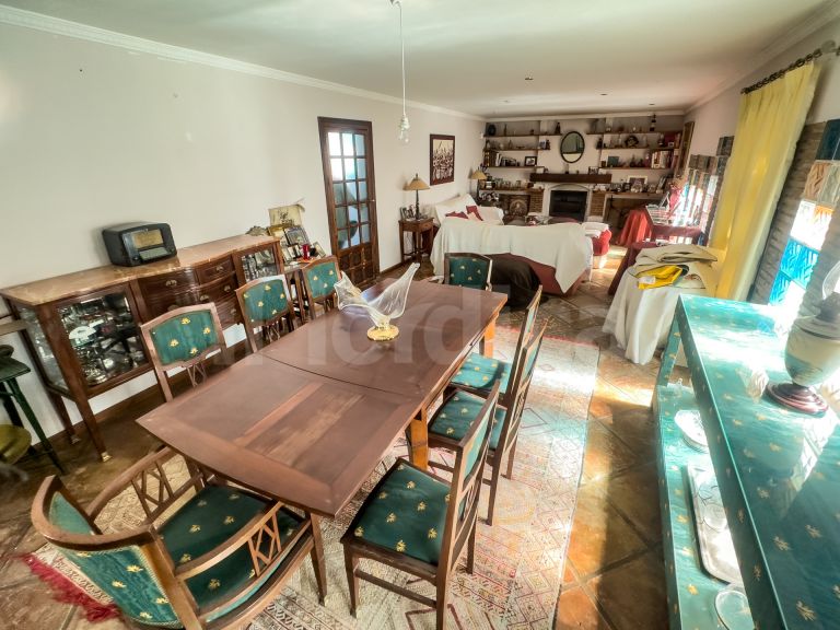 Villa till salu i Nueva Andalucia