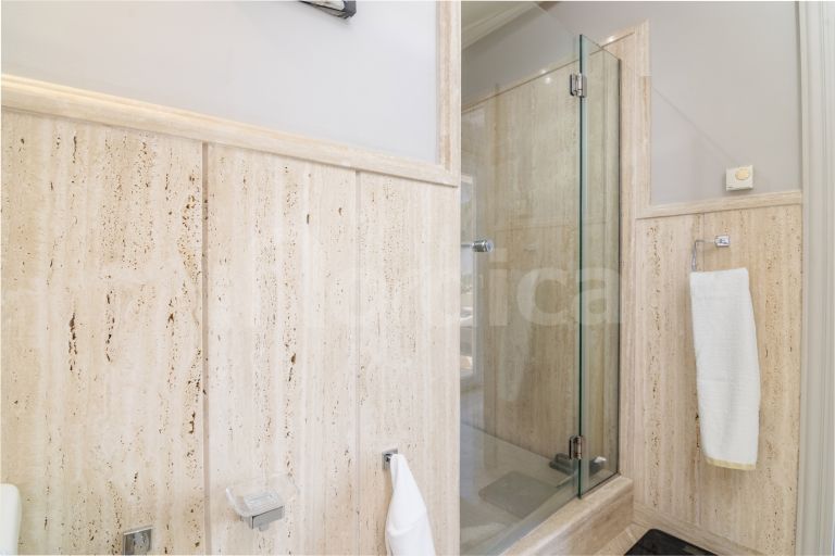 Duplex Penthouse for sale in Las Alamandas