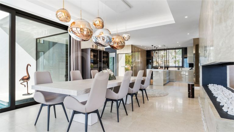 Villa for sale in Los Flamingos