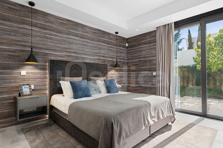 Villa for sale in Los Flamingos