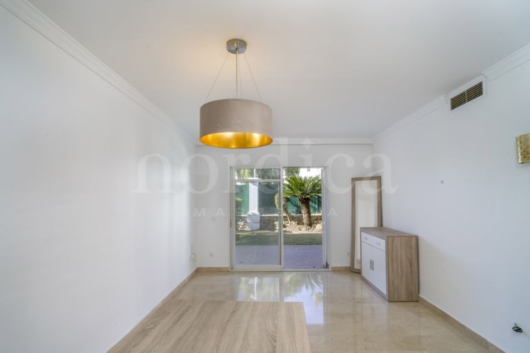 Appartement rez de chaussée a vendre à Aloha Gardens