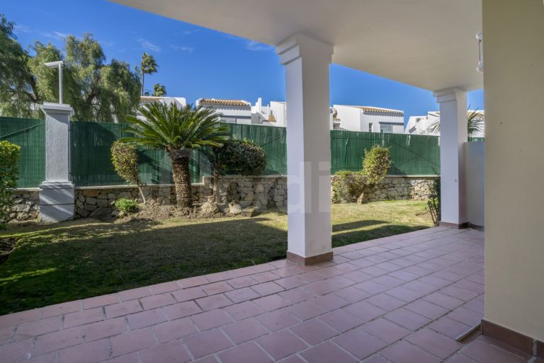 Apartamento Planta Baja en venta en Aloha Gardens