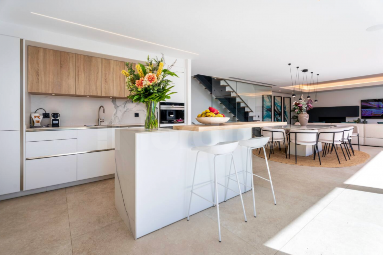 Villa for sale in La Reserva de Marbella