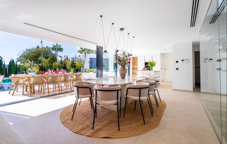 Villa for sale in La Reserva de Marbella