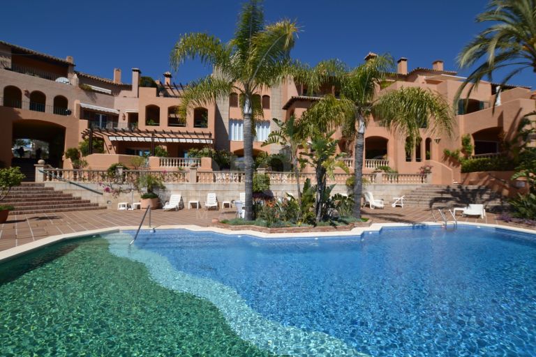 Turnkey Duplex Penthouse with Panoramic Sea and Mountain Views