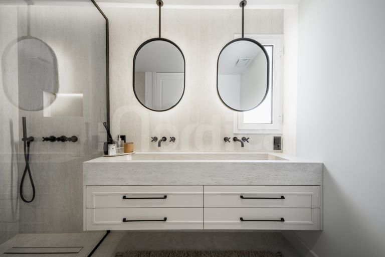 Takvåning till salu i Altos de La Quinta