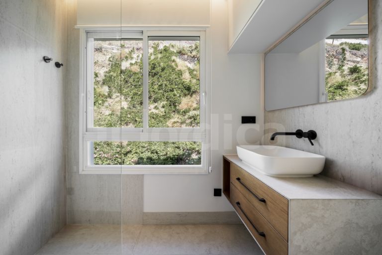 Takvåning till salu i Altos de La Quinta