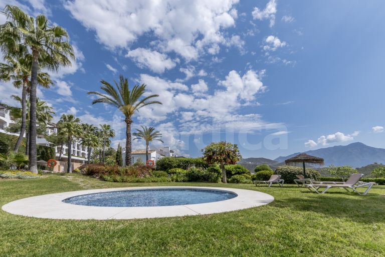 Takvåning till salu i Altos de La Quinta