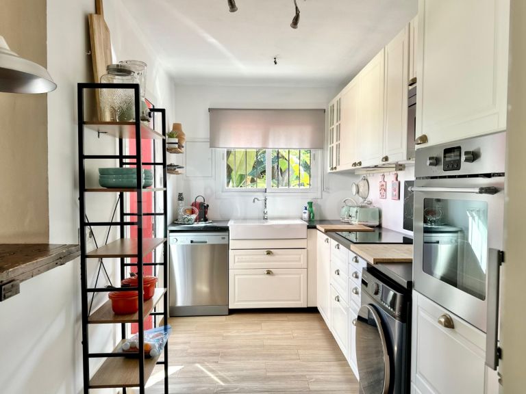 Villa zu verkaufen in