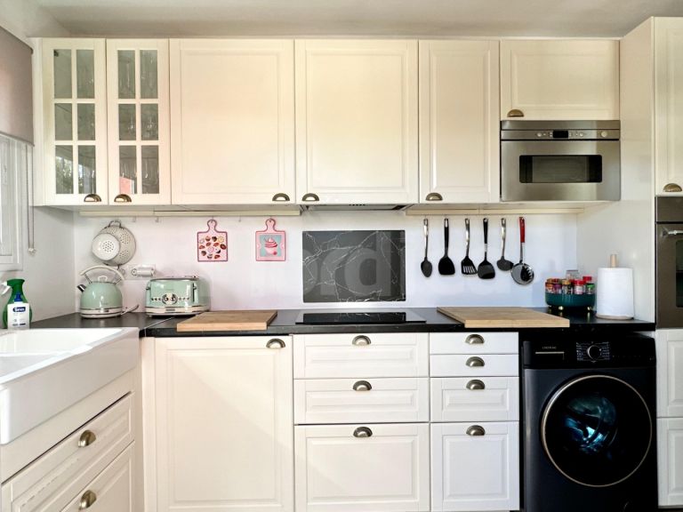 Villa zu verkaufen in