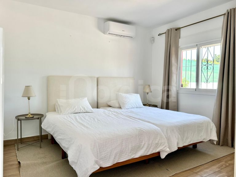 Villa zu verkaufen in