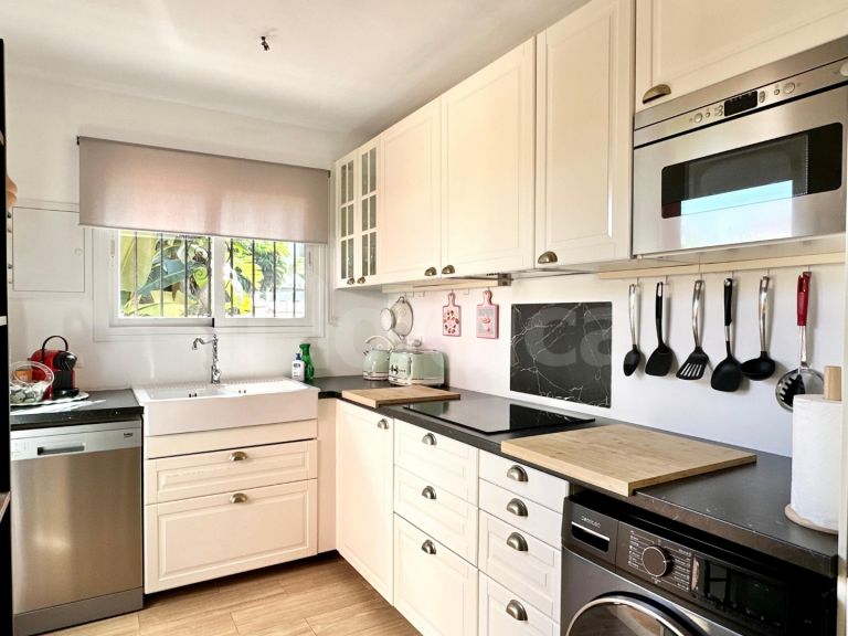 Villa zu verkaufen in