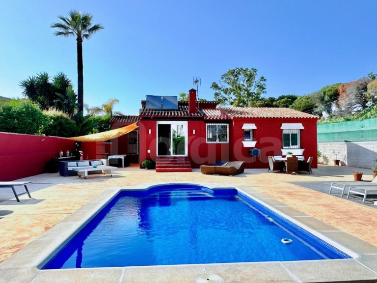 Villa zu verkaufen in