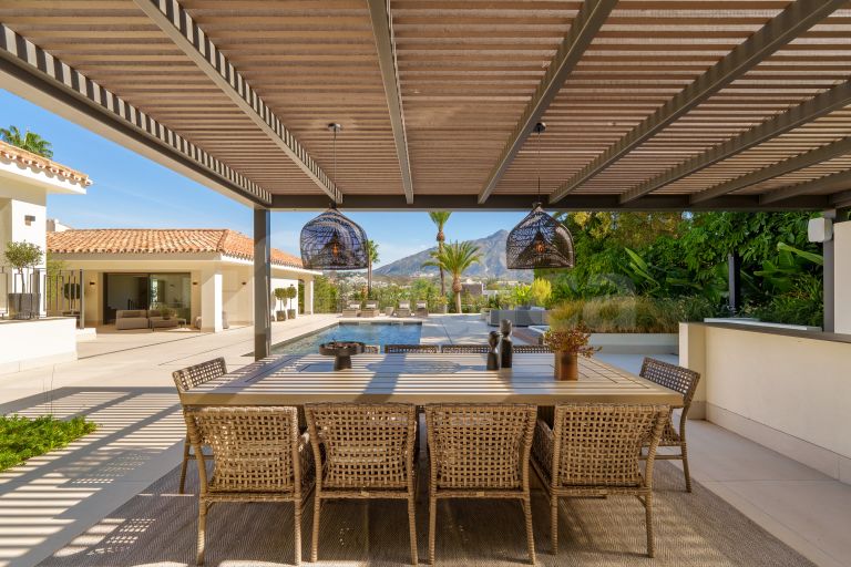 Contemporary stunning villa for sale