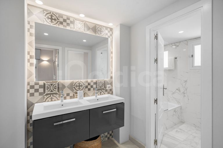 Renovated apartment in exclusive residential area