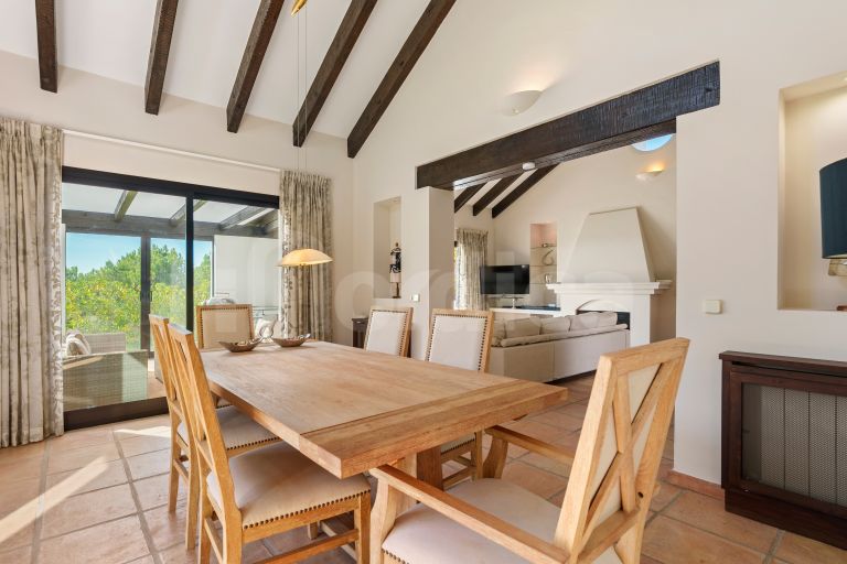 Villa for sale in Puerto del Almendro