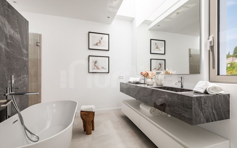 Villa till salu i Paraiso Alto