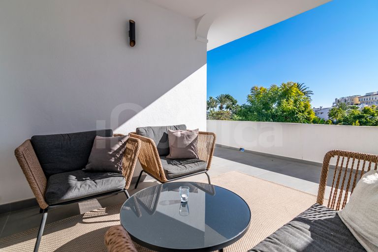 Penthouse for sale in Los Dragos