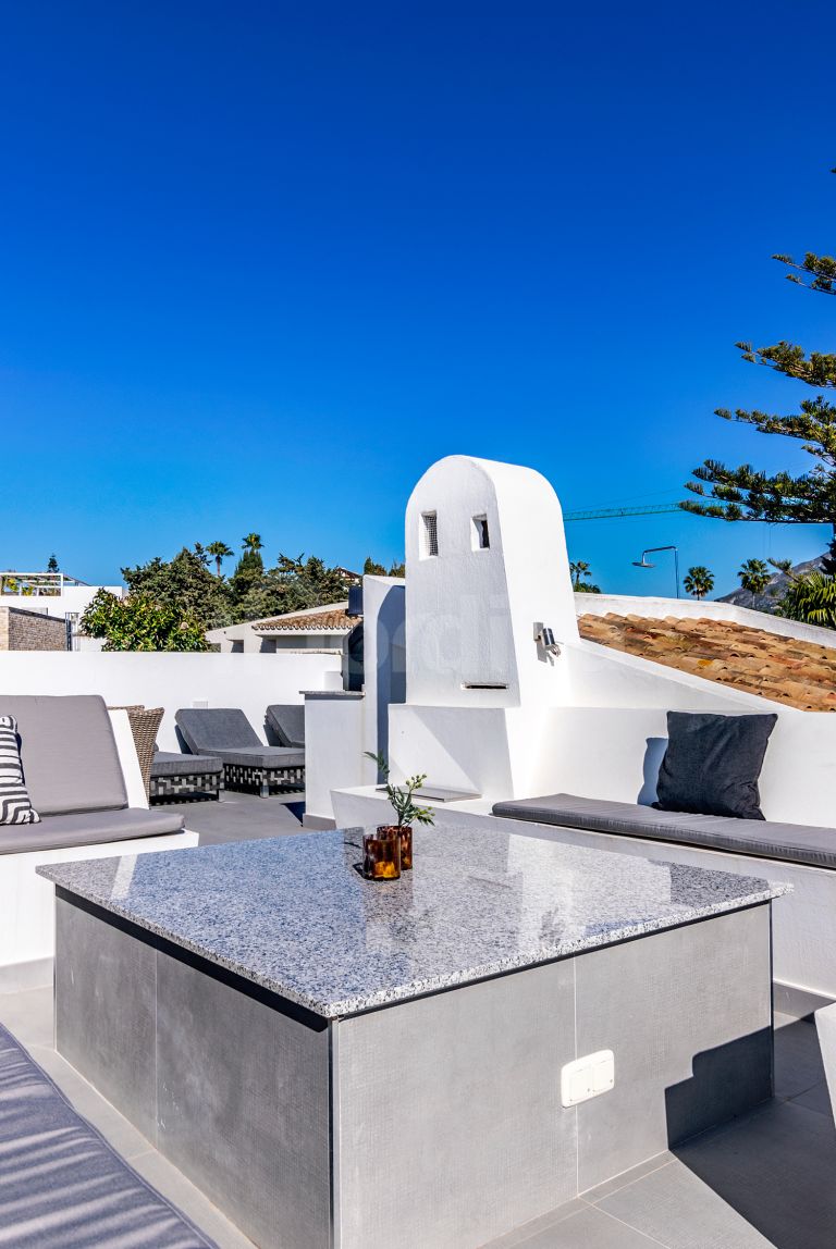 Penthouse for sale in Los Dragos