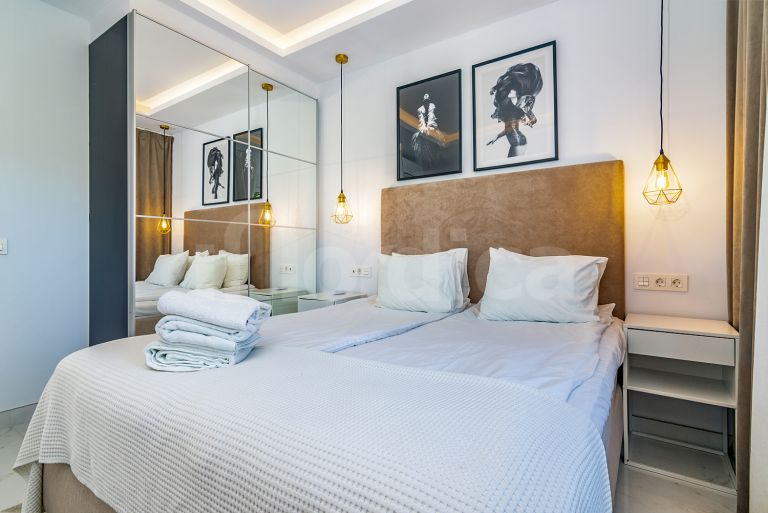 Penthouse for sale in Los Dragos