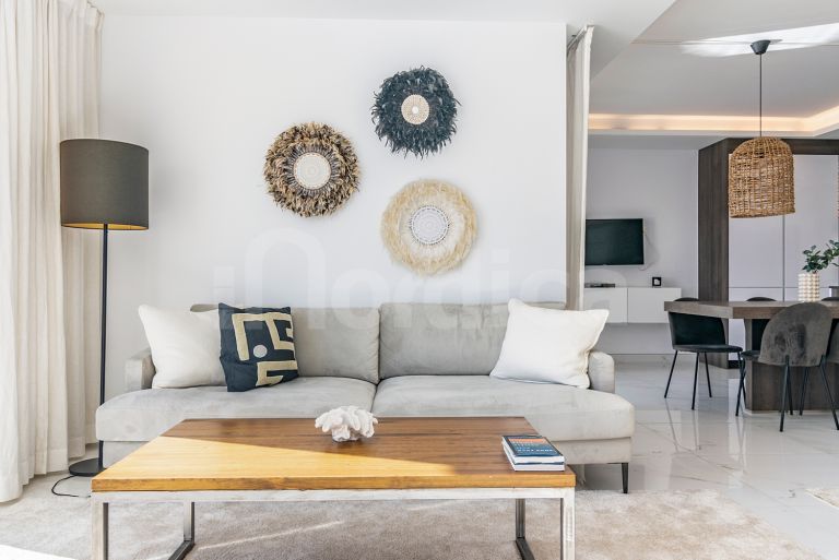 Penthouse for sale in Los Dragos