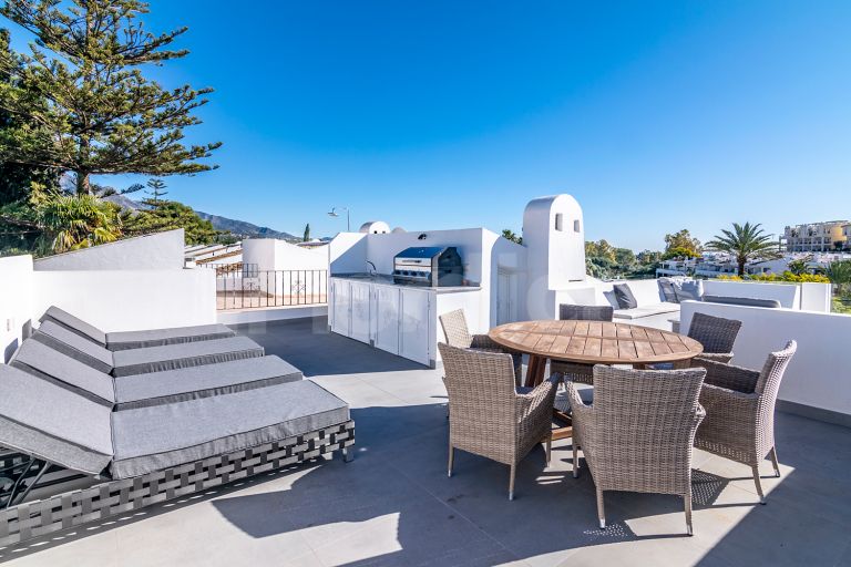 Penthouse for sale in Los Dragos