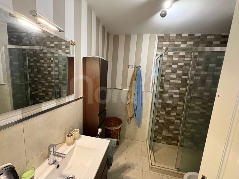 Radhus till salu i Seghers