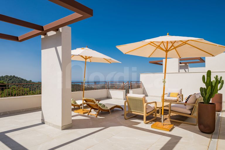 Tvåvånings takvåning till salu i Almazara Hills