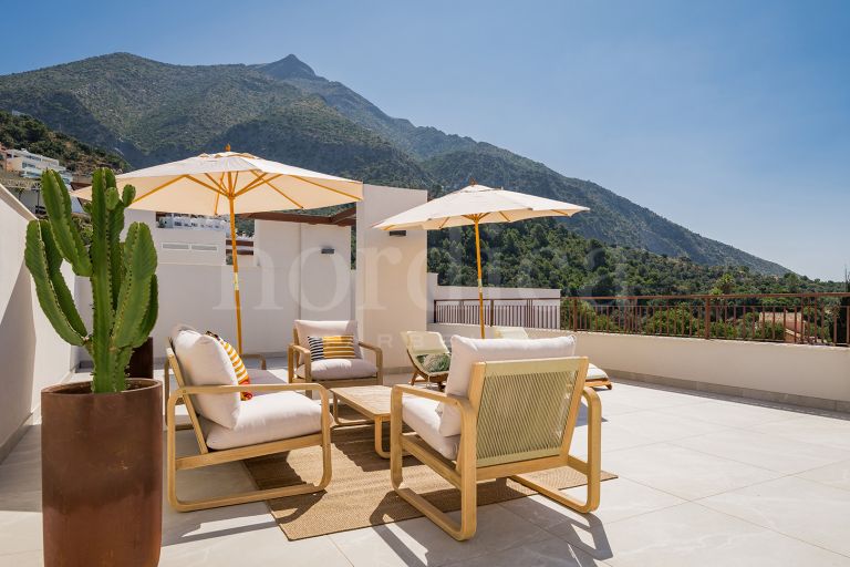 Apartment for sale in Almazara Hills