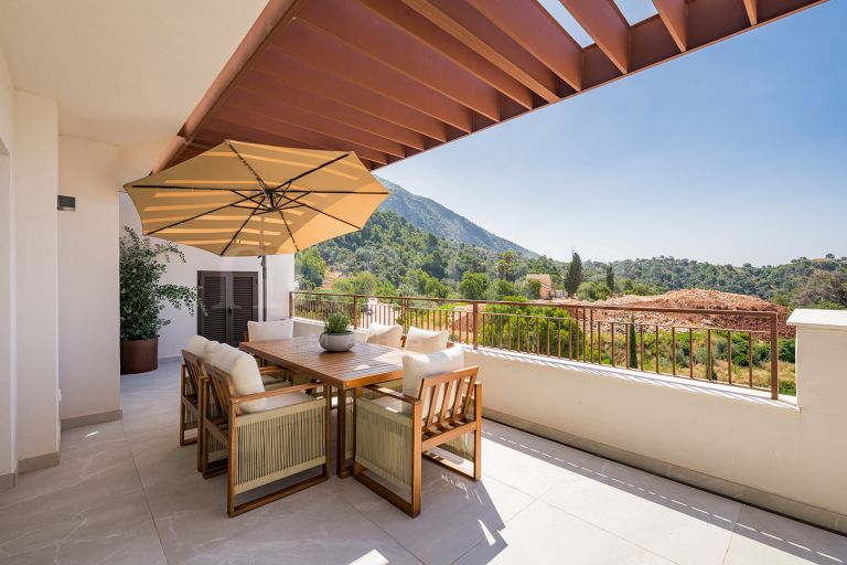 Apartment for sale in Almazara Hills