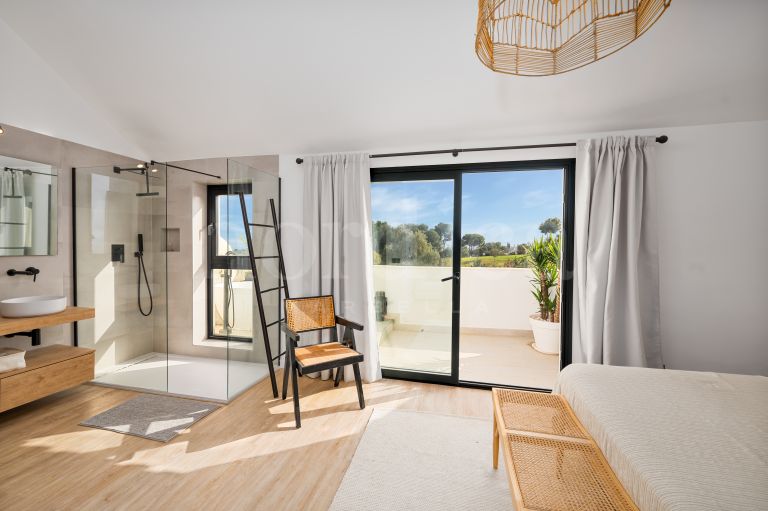 Maison de Ville a vendre à Los Pinos de Aloha