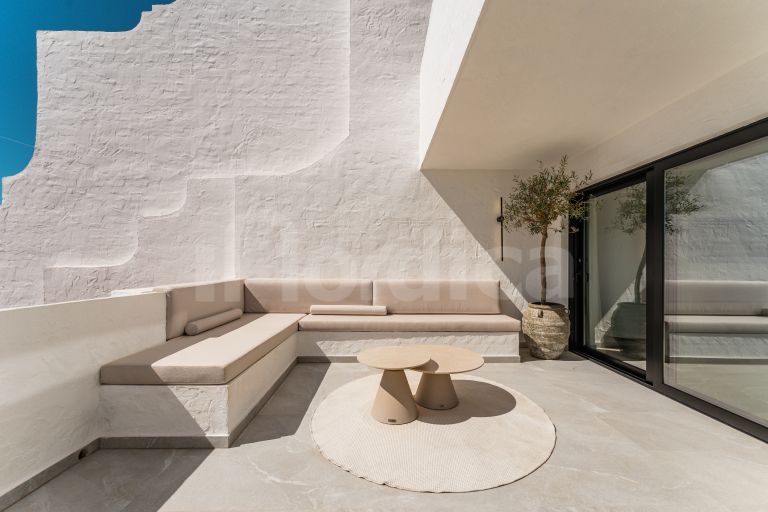 Duplex-Wohnung zu verkaufen in Las Colinas de Marbella