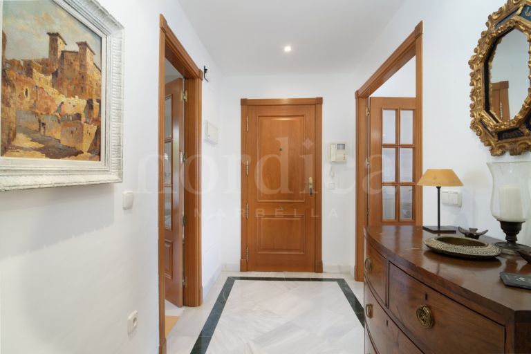Wohnung zu verkaufen in Aloha Mirasierra