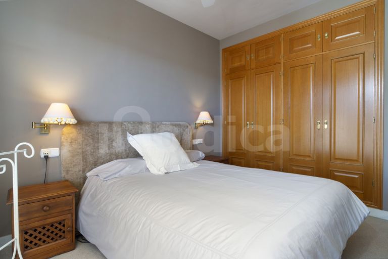 Apartamento en venta en Aloha Mirasierra